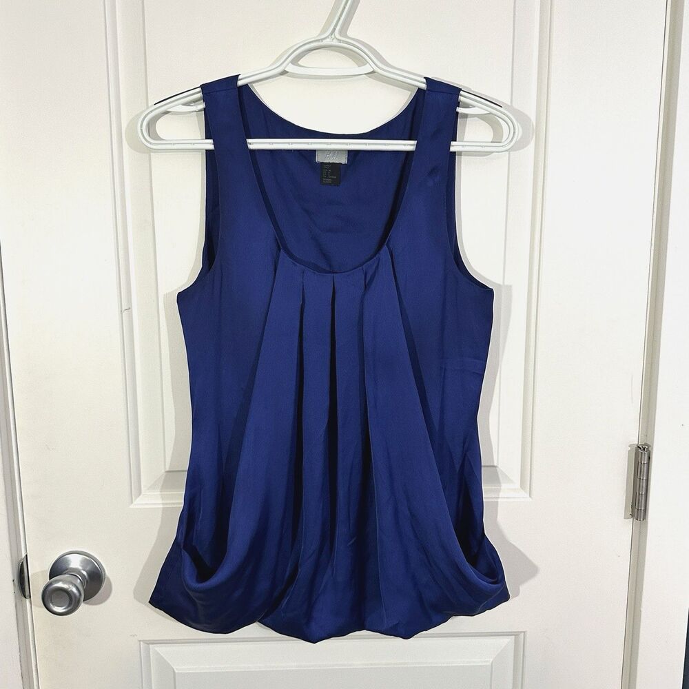 H&M Womens Sleeveless Blouse Size 6 Draped Front Tunic Satin Feel Pleated Work